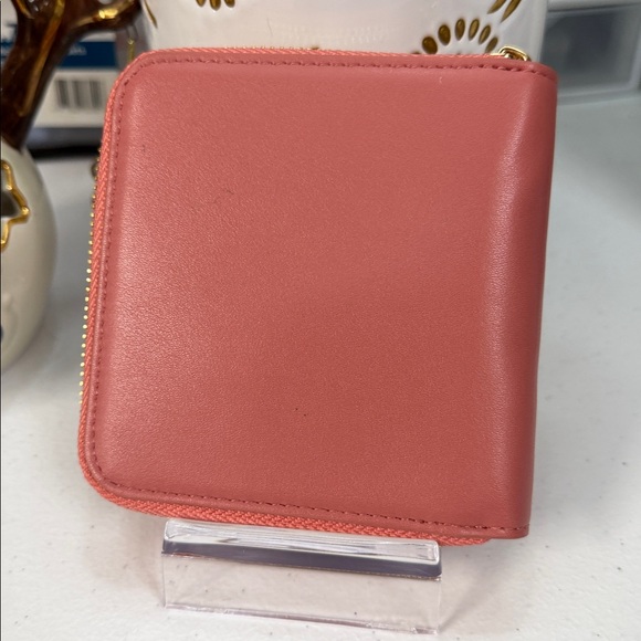 White Elm  Rose Pink Women's Wallet New! 🩷 - Picture 4 of 5